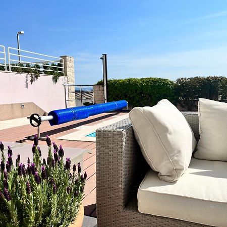 Blue Apartment With Shared Pool Split Kültér fotó