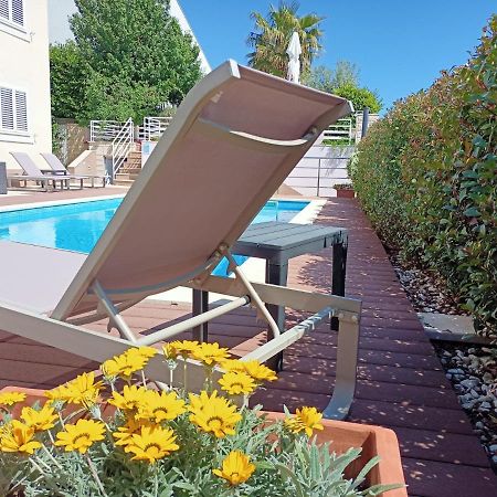 Blue Apartment With Shared Pool Split Kültér fotó